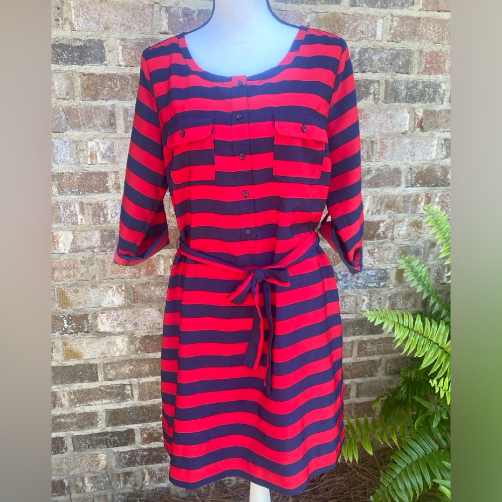 Gap Red and Navy Blue Striped Dress size Medium Pockets Belted Nautical American